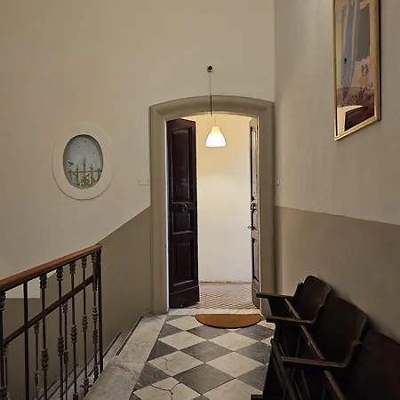 Stylish Centre Apartment